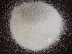 如何更換反滲透粗濾罐中的石英砂濾料？